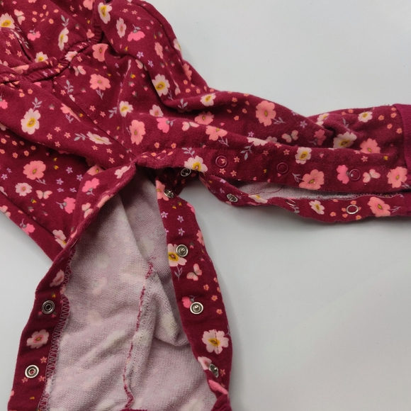 ⭐ 4/$20 Carter's Baby Girl 12mo Hooded Jumpsuit - Picture 5 of 8